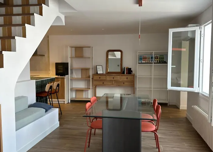 Casa Con Gran Terraza Privada *